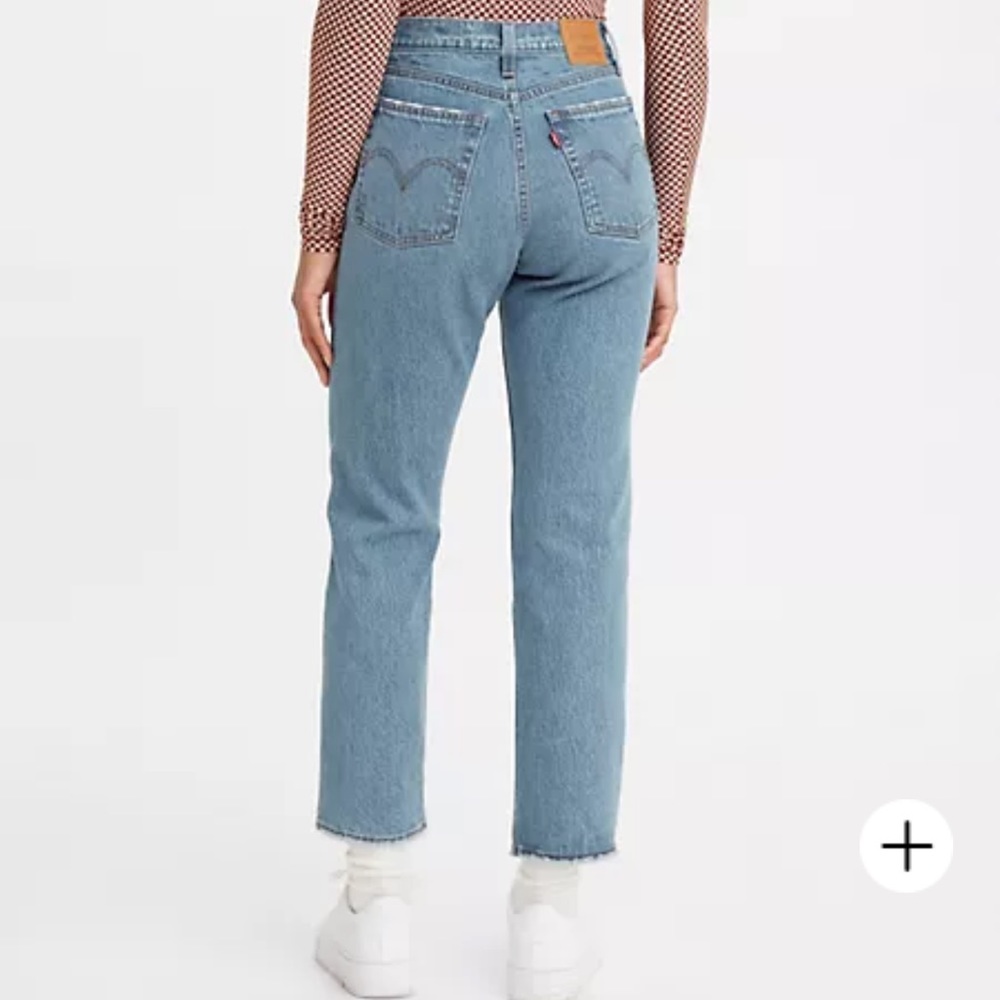 Levi’s | Wedgie Straight Fit Women’s Jeans in Salsa Spice - Dark Wash - Picture 2 of 12